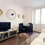 Huertas Estudio - En El Centro De Madrid, Luminoso